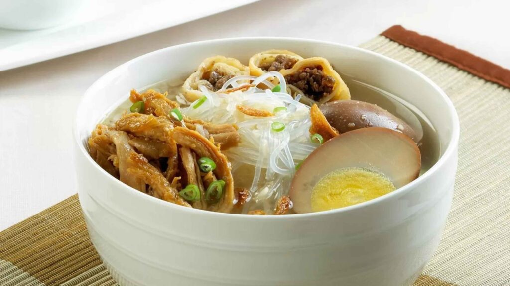 Kulineran ke Solo? Jangan Lewatkan Makanan Legendaris yang Satu Ini!