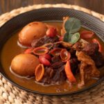 Jajanan Bandung Ini Viral Gara-Gara Satu Gigitan, Kamu Harus Coba!