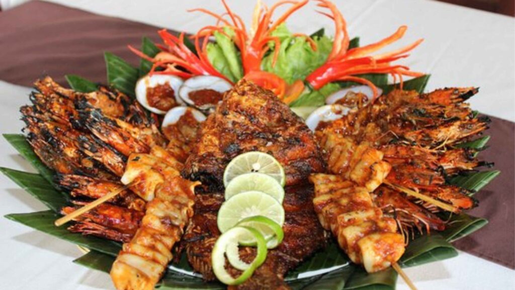 Tipat Cantok: Salad Khas Bali yang Unik